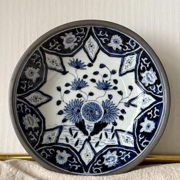 Vintage Japanese Blue & White Porcelain Trinket Bowl Hand-Painted - Picture 5 of 9